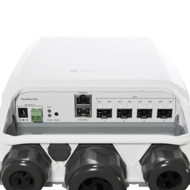 Mikrotik FiberBox Plus (CRS305-1G-4S+OUT) Комутатор 4 порти керований